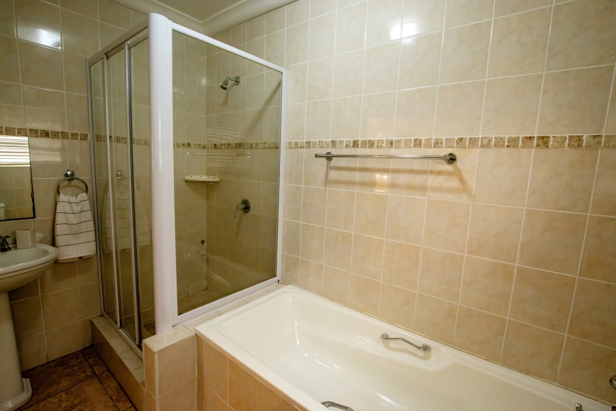 3 Bedroom Property for Sale in Jeffreys Bay Central Eastern Cape